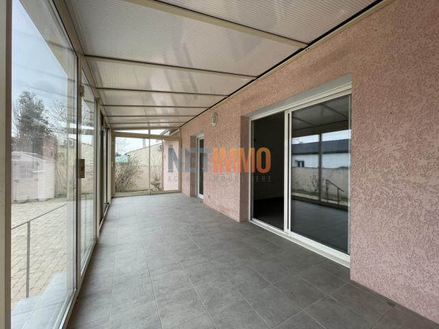 Villa F4 de plain pied avec grand garage