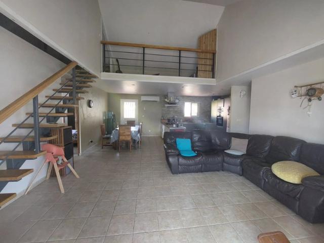 Villa F5/6 Piscine+ F3 SAINT ANDRE