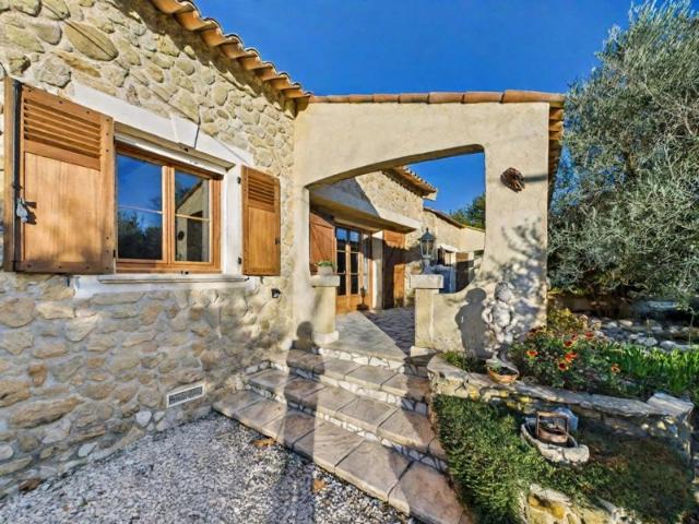 Villa familale de 180 m2 Calme, au pied du Luberon Lauris