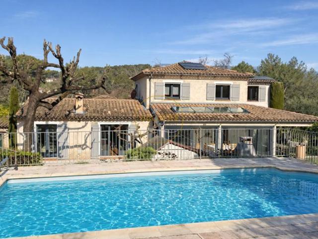 Villa familiale 5 chambres avec piscine Mouans Sartoux