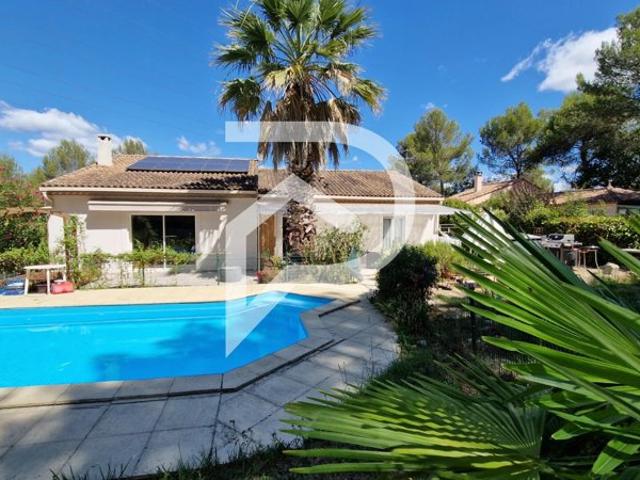 VILLA FAMILIALE