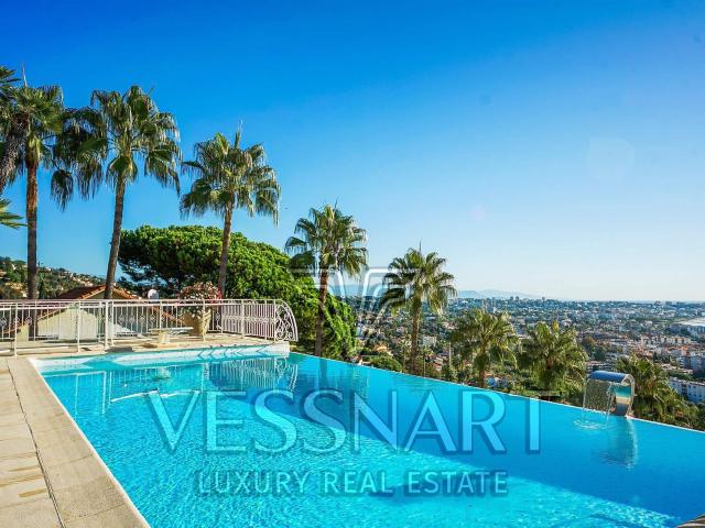 Villa familiale avec vue mer panoramique 250m² Vallauris