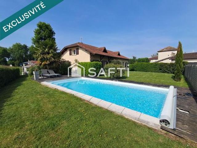 Villa familiale de 6 chambres et 1 bureau