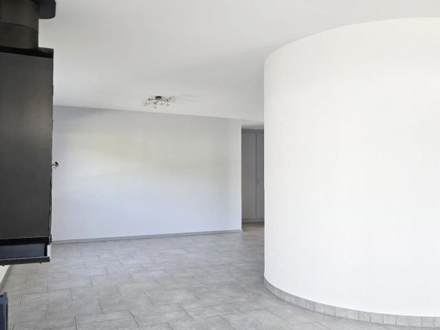 Villa familiale Quatre chambres? Chalais. Dreamo. Ch