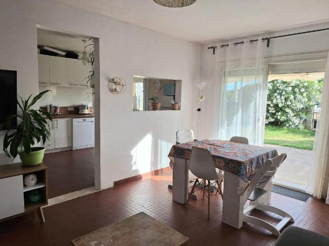 Villa Familiale Type 4 Sur 265M2 De Terrain Entierement Reno. 88m² Paulhan