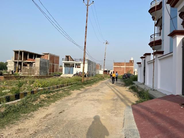 Villa For Sale 2550 Sq. Ft. Plot in Gomti Nagar Lucknow Listing ID: #10053