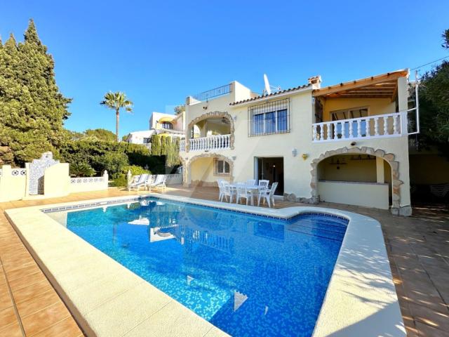 Villa for sale in Benissa, close to the beach.Bienvenido a e. 152m² Benissa