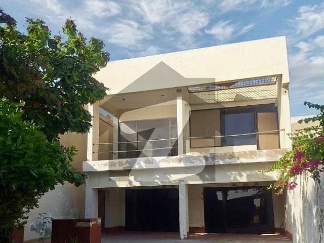 Villa For Sale Renovation Required
