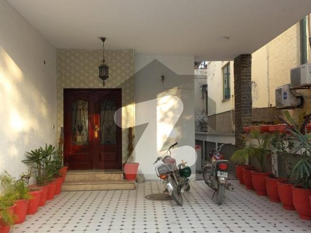 Villa For Rent Bahria Town Safari Villas 3