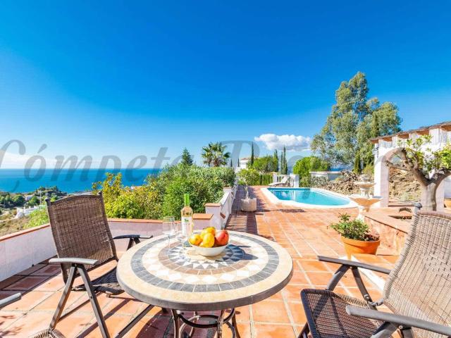 Villa for rent in Torrox, Málaga