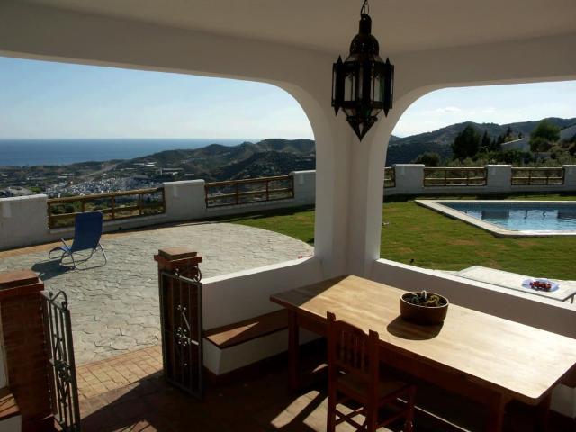 Villa for rent in Torrox, Málaga