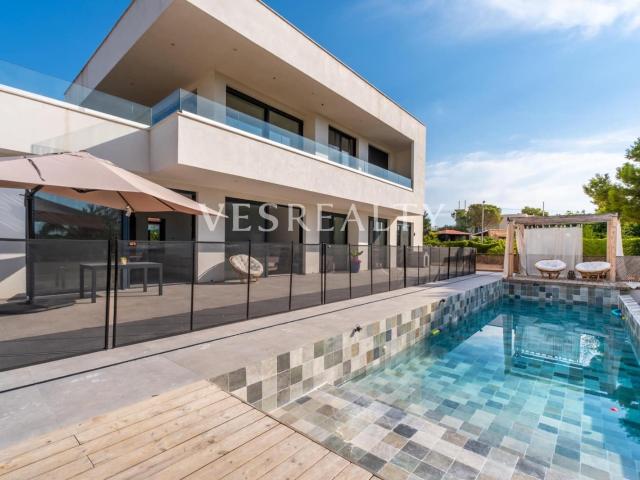 Villa for rent in Villafranqueza, Alicante / Alacant city, Alicante
