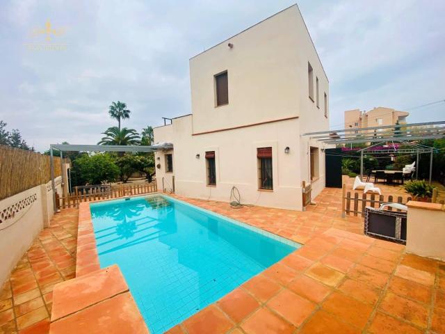 Villa for rent in Albir, Alfaz del Pi / L'Alfàs del Pi, Alicante
