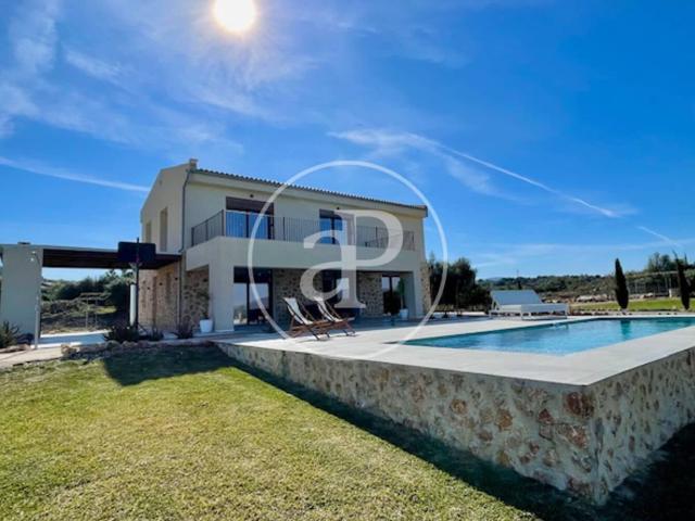 Villa for rent in Alcúdia, Mallorca