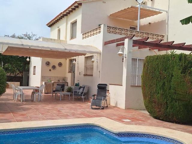 Villa for rent in Alfaz del Pi / L'Alfàs del Pi, Alicante