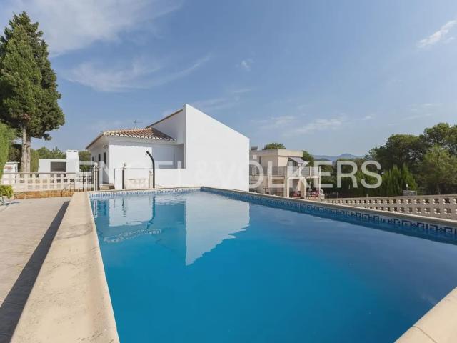 Villa for rent in Algar de Palancia, Valencia