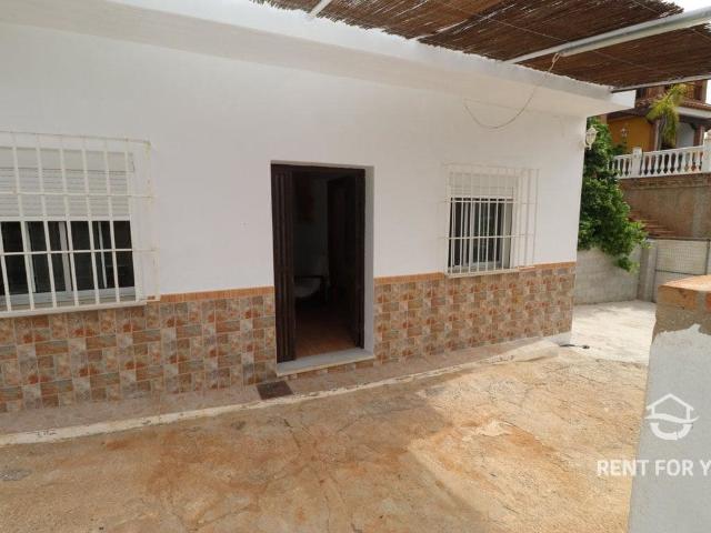 Villa for rent in Alhaurín el Grande, Málaga