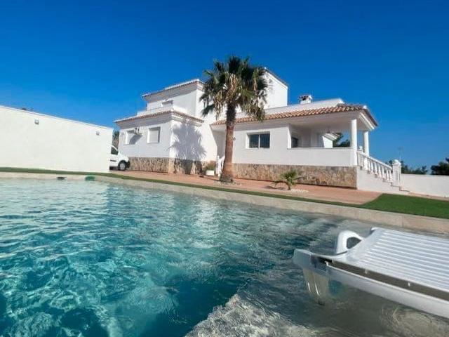 Villa for rent in Alicante / Alacant city, Alicante