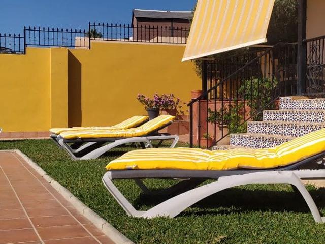 Villa for rent in Avda Pescia Ctra de Frigiliana, Nerja, Málaga
