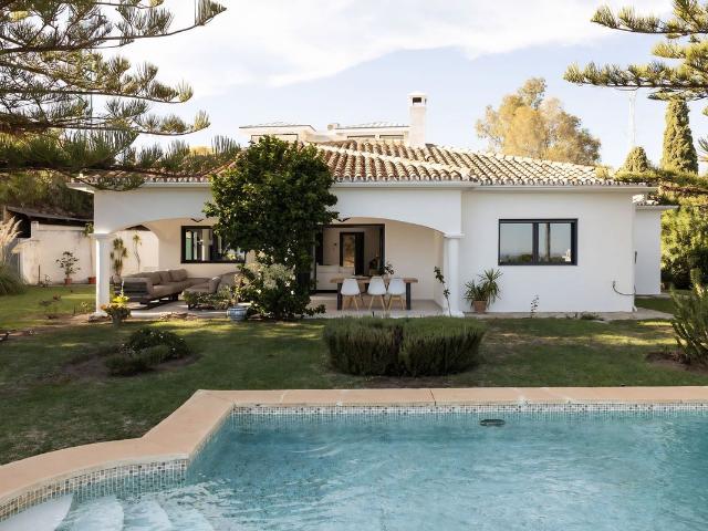 Villa For Rent in Benahavís, Benahavís