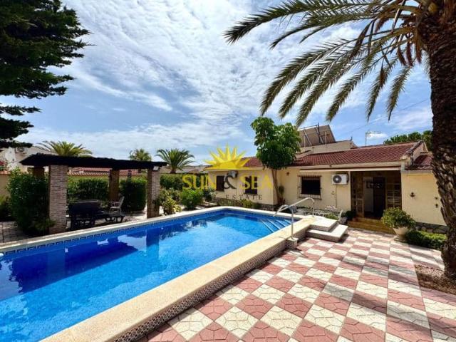 Villa for rent in Ciudad Quesada, Rojales, Alicante