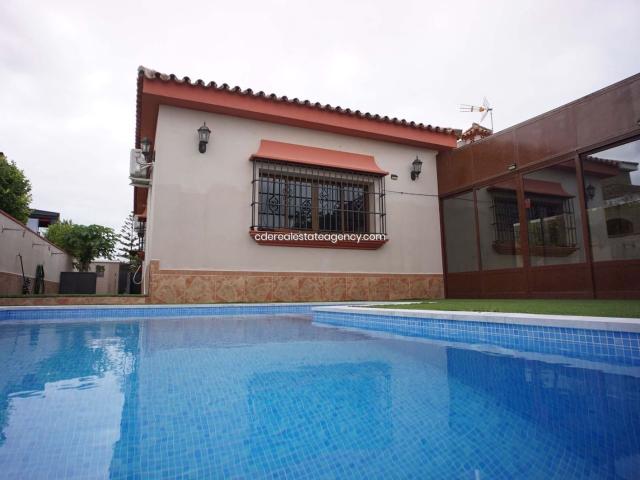Villa for rent in El Puerto de Santa María, Cádiz