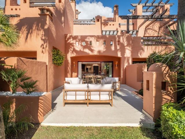 Villa for rent in La Carolina Guadalpín, Marbella, Málaga