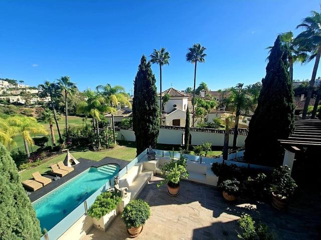 Villa for rent in La Quinta, Benahavís, Málaga