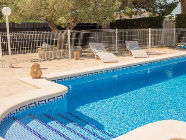 Villa for rent in L'Ampolla, Tarragona
