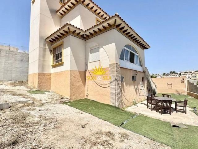 Villa for rent in Lomas de Cabo Roig Los Dolses, Orihuela, Alicante