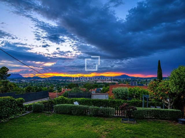 Villa for rent in Sant Cugat del Vallès, Barcelona