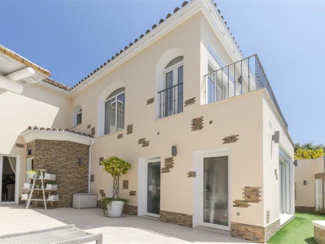 Villa For Rent in San Pedro De Alcántara, Marbella