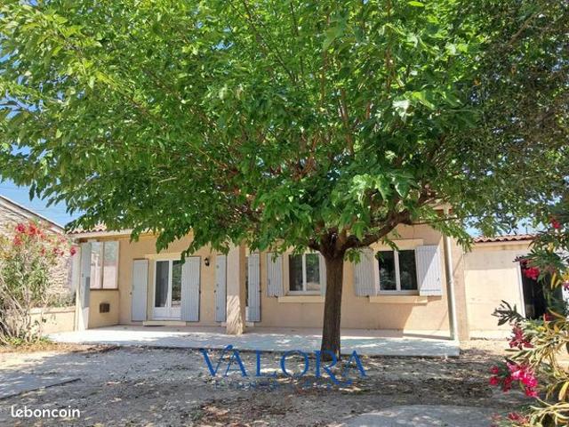 Villa: flanc sud de saint rémy