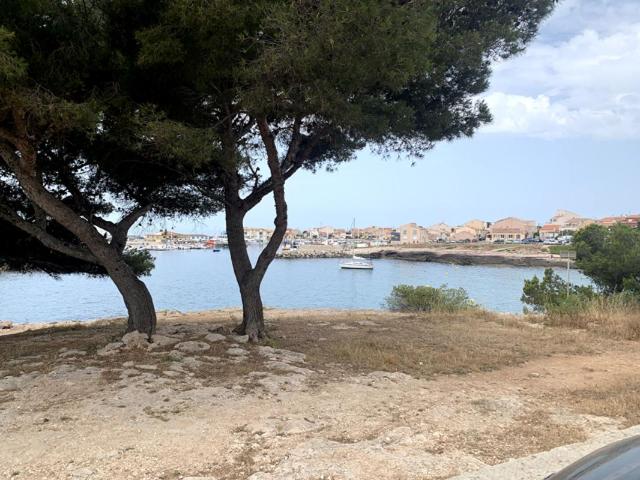Villa front de mer Carro