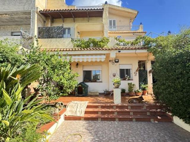 VILLA FRONTE MARE