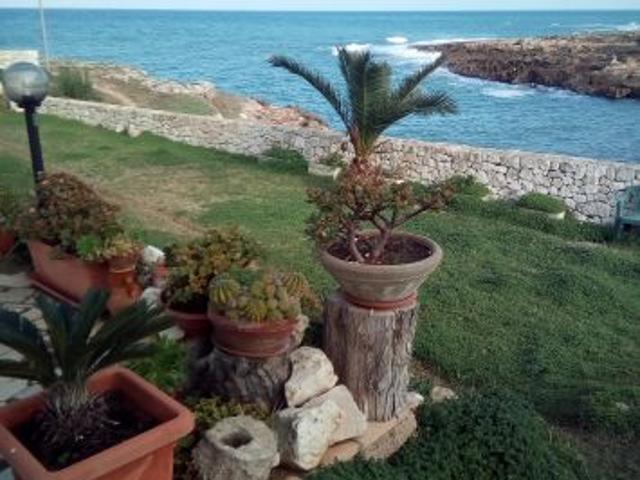 villa fronte mare in ostuni