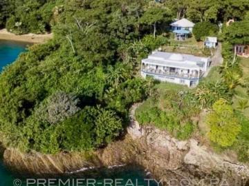 VILLA FRENTE AL OCÉANO LAS PERLAS
