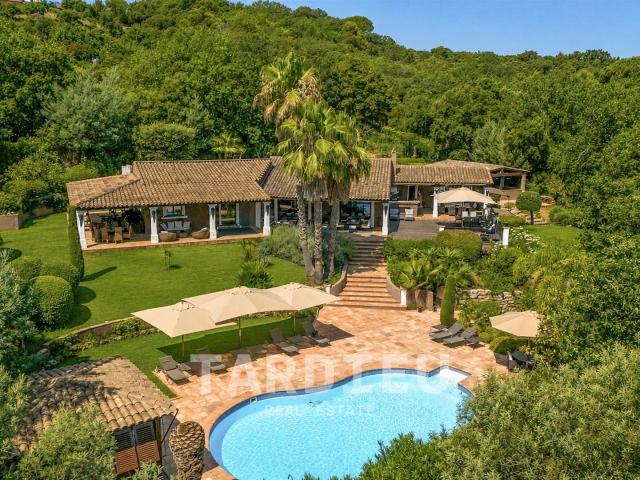 Gassin: Villa avec vue dégagée 178m² Gassin