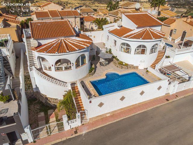 Villa Gemela en Campo de Golf La Marquesa, Quesada