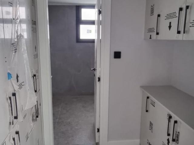 Villa Girne, 62979