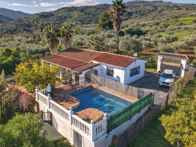Villa, Guaro 96m² Guaro