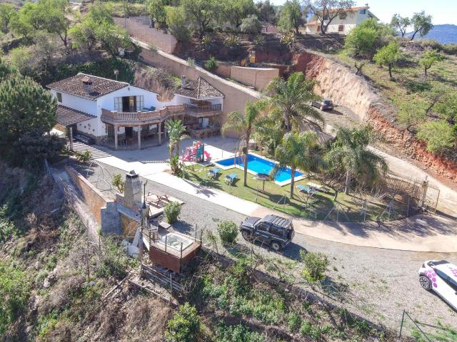 Villa, Guaro 160m² Guaro
