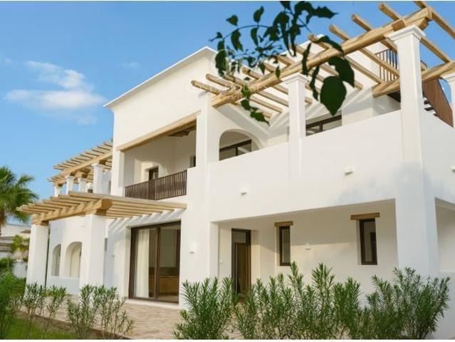 VILLA HARMONY · LUZ, CALMA Y ARQUITECTURA MEDITERRÁNEA EN BENISSA