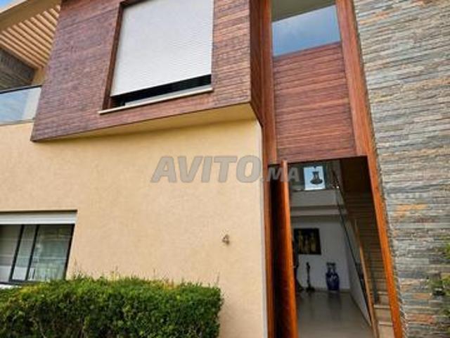 Villa haut standing avec piscine