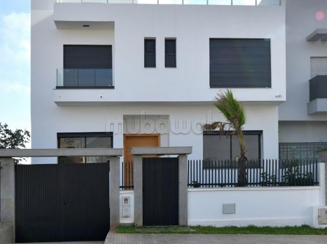Villa Haut Standing à Vendre à Oulfa Casablanca