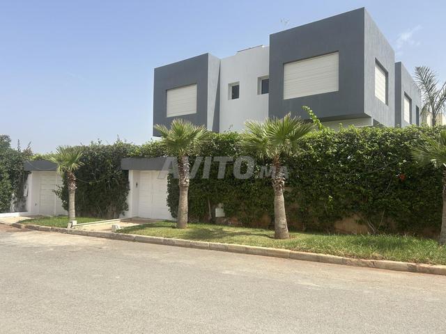 Villa haut standing Bouskoura