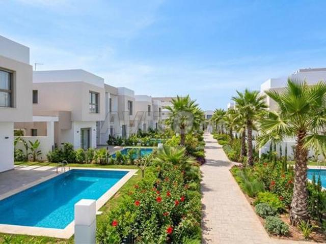 Villa haut standing Sidi Maarouf limite Bouskoura