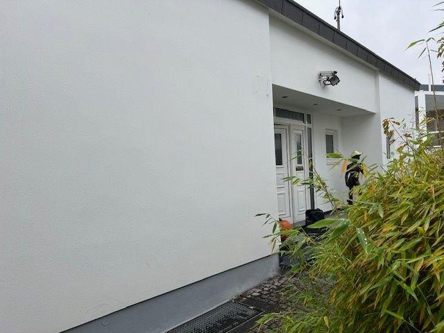 Villa + Haus für 2 Generationen geeignet Nähe Ulm in Illerkirchberg 2 sep.Häuser