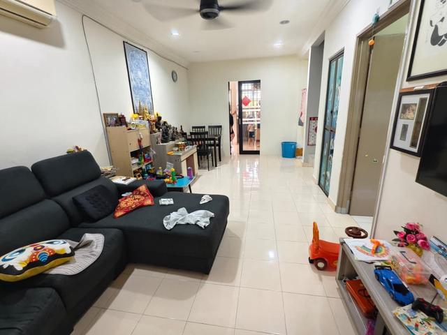 Villa Hijauan Selesa Jaya Townhouse Ground floor Renovated GG Skuda