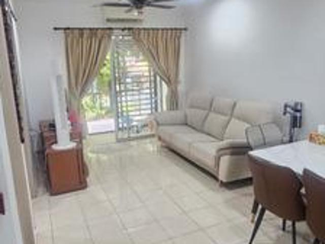 Villa HIjauan Townhouse 3Bed 2Bath Fully Furnished Selesa jaya